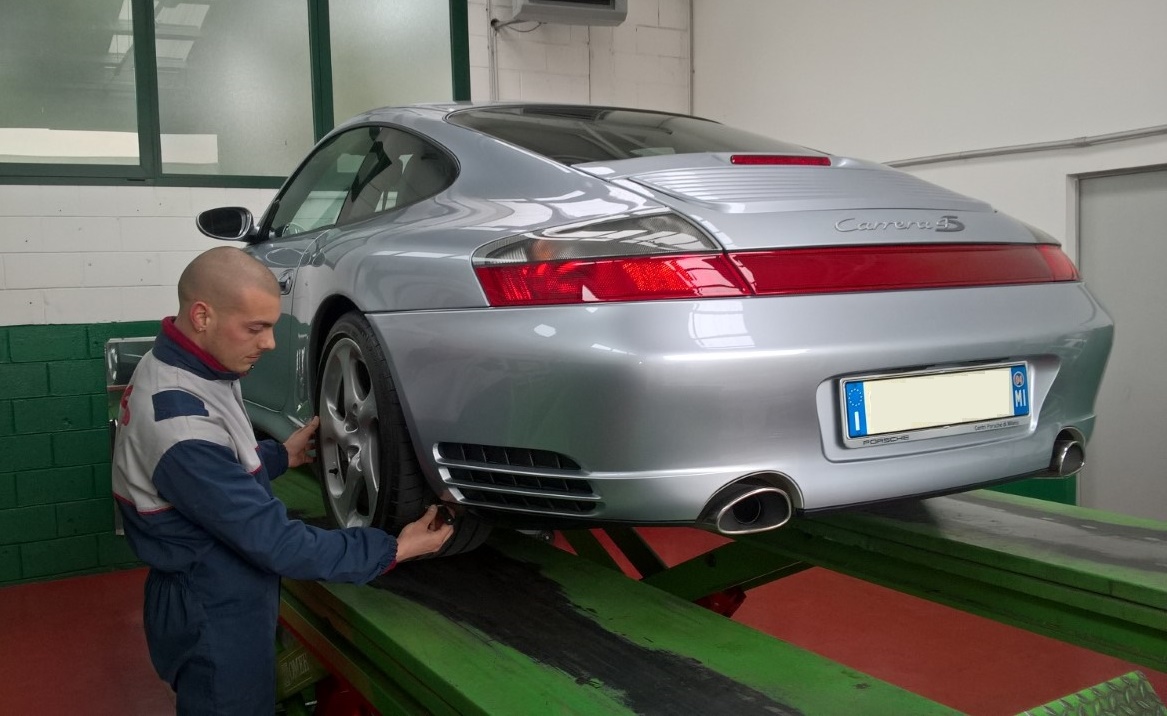 Porsche 996