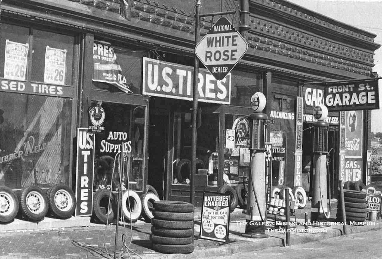 Autofficina Anni 50
